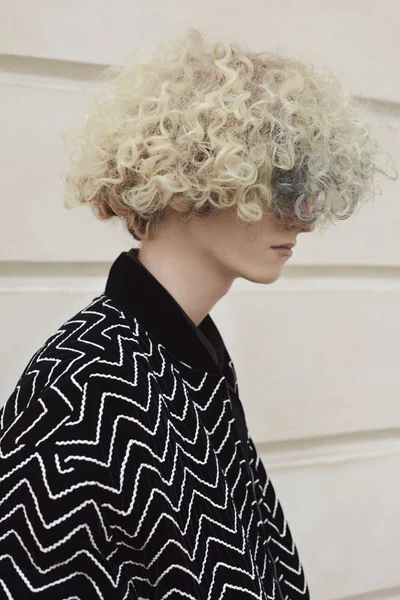 Look 5
